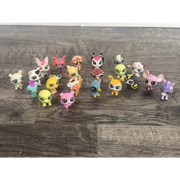 The Littlest Pet Shop Minis LPS LOT 22 Various Kinds Of Pets Animals - Picture 2 of 10
